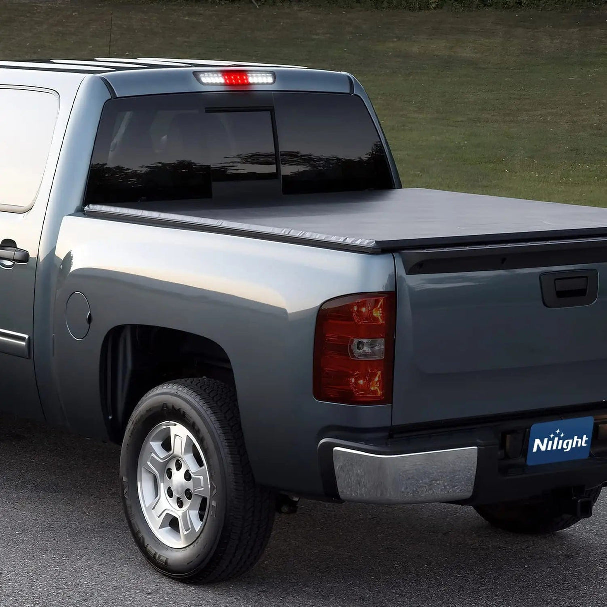 Third Brake Light 1999 2000 2001 2002 2003 2004 2005 2006 Chevy Silverado GMC Sierra 1500 2500 3500HD 2007 HD Classic Third Brake Light