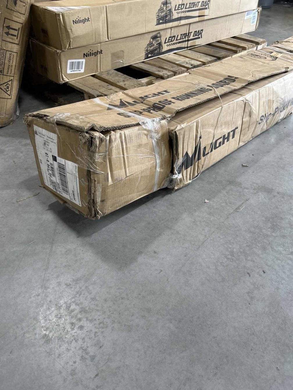 Running Board 2015 2016 2017 2018 2019 2020 2021 2022 2023 2024 Ford F150 SuperCrew Cab Pickup 4 Door 2017 2018 2019 2020 2021 2022 2023 2024 Ford F250 F350 Super Duty Crew Cab 6 Inch Slip-Proof Aluminum Side Step Nerf Bars Running Boards