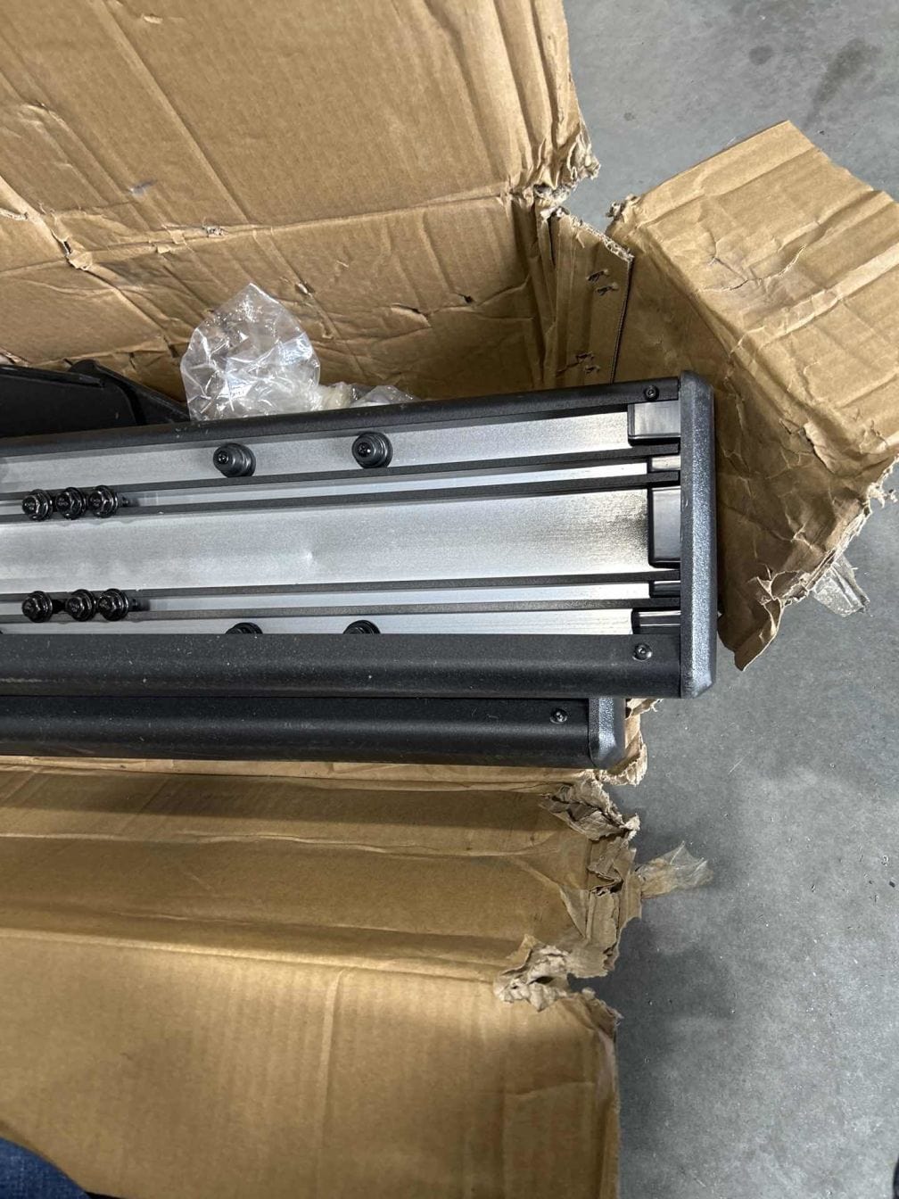 Running Board 2015 2016 2017 2018 2019 2020 2021 2022 2023 2024 Ford F150 SuperCrew Cab Pickup 4 Door 2017 2018 2019 2020 2021 2022 2023 2024 Ford F250 F350 Super Duty Crew Cab 6 Inch Slip-Proof Aluminum Side Step Nerf Bars Running Boards