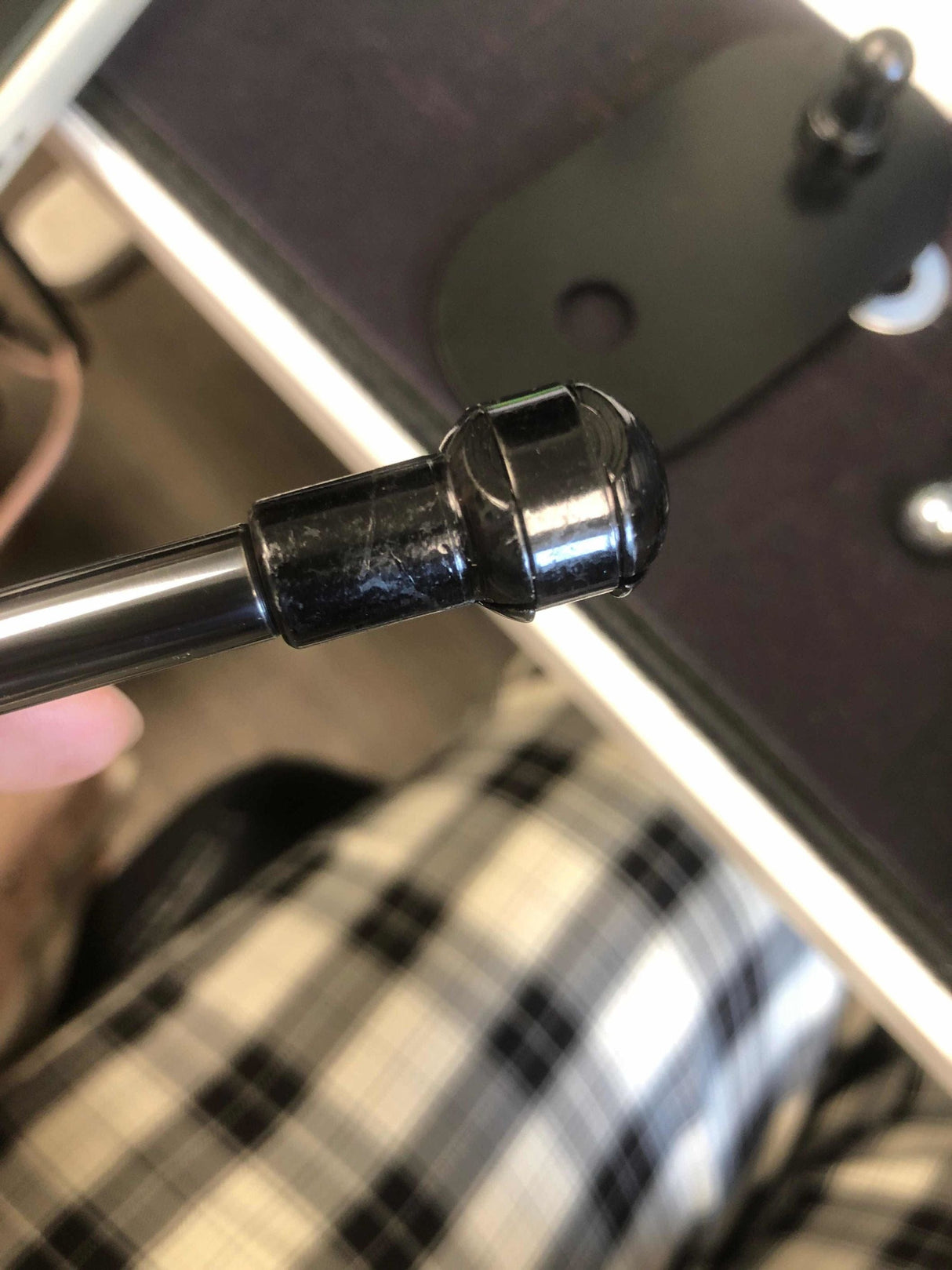 Vehicle Parts & Accessories Pickup Tailgate Assist Shock for 07-21 Toyota Tundra Heavy Duty, Truck Tail Gate Lift Assist Tailgate Shock Damper fit for Toyota Tundra 2007-2012 2013 2014 2015 2016 2017 2018 2019 2020 2021