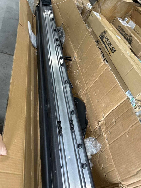 Running Board 2015 2016 2017 2018 2019 2020 2021 2022 2023 2024 Ford F150 SuperCrew Cab Pickup 4 Door 2017 2018 2019 2020 2021 2022 2023 2024 Ford F250 F350 Super Duty Crew Cab 6 Inch Slip-Proof Aluminum Side Step Nerf Bars Running Boards