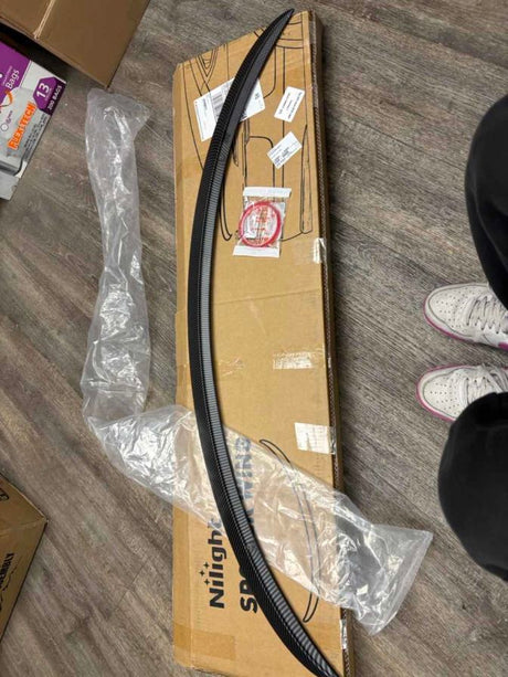 Spoiler Spoiler Fit for Tesla Model 3 Highland 2024 2025 2026 Spoilers for Cars Rear Spoiler Wing Sporty Rear Trunk Lip Exterior Accessories No-Drill Installation ABS Carbon Fiber Pattern, Matte Black (25% OFF Final Checkout)