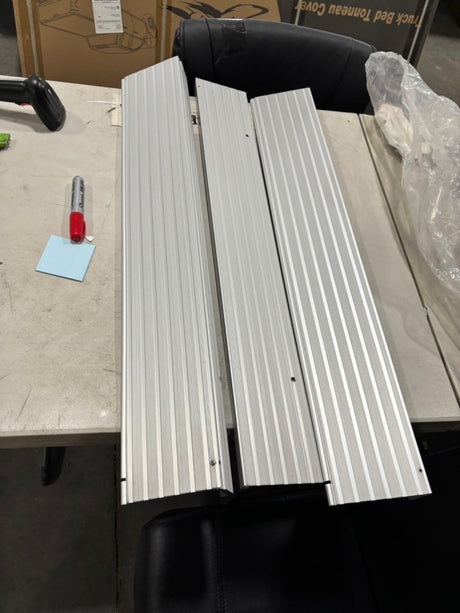 Curb Ramp Door Threshold Ramp 3inch Rise Portable Aluminum Wheelchair Door Transition Entry Ramps for Doorways Home Steps (25% OFF Final Checkout)