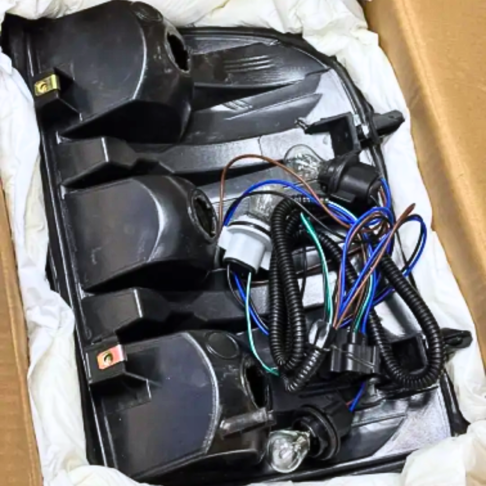 Taillight Assembly 2007 2008 2009 2010 2011 2012 2013 2014 Chevy Silverado 1500 2500HD 3500HD 2007 2008 2009 2010 2011 2012 2013 GMC Sierra 3500HD Tail light Assembly Rear Lamp w/Bulbs and Harness Driver Side (25% OFF Final Checkout)