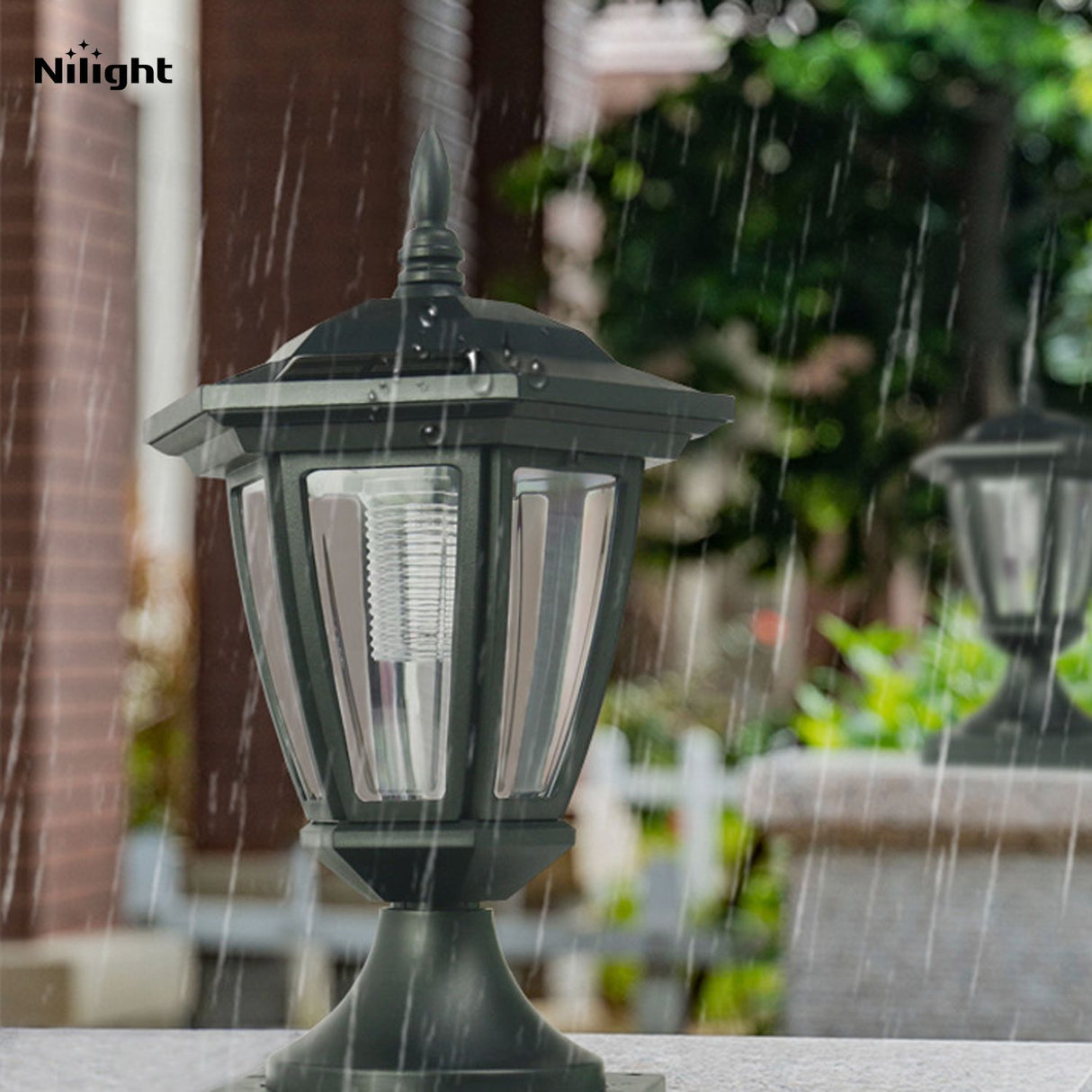 Light post luminaires