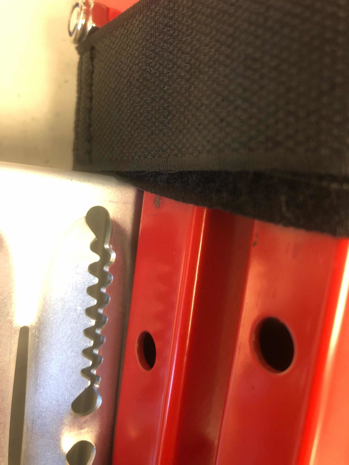 Folding Heavy Duty Red Tire Step To Fit tires from 10Inch to 15Inch Tire Width