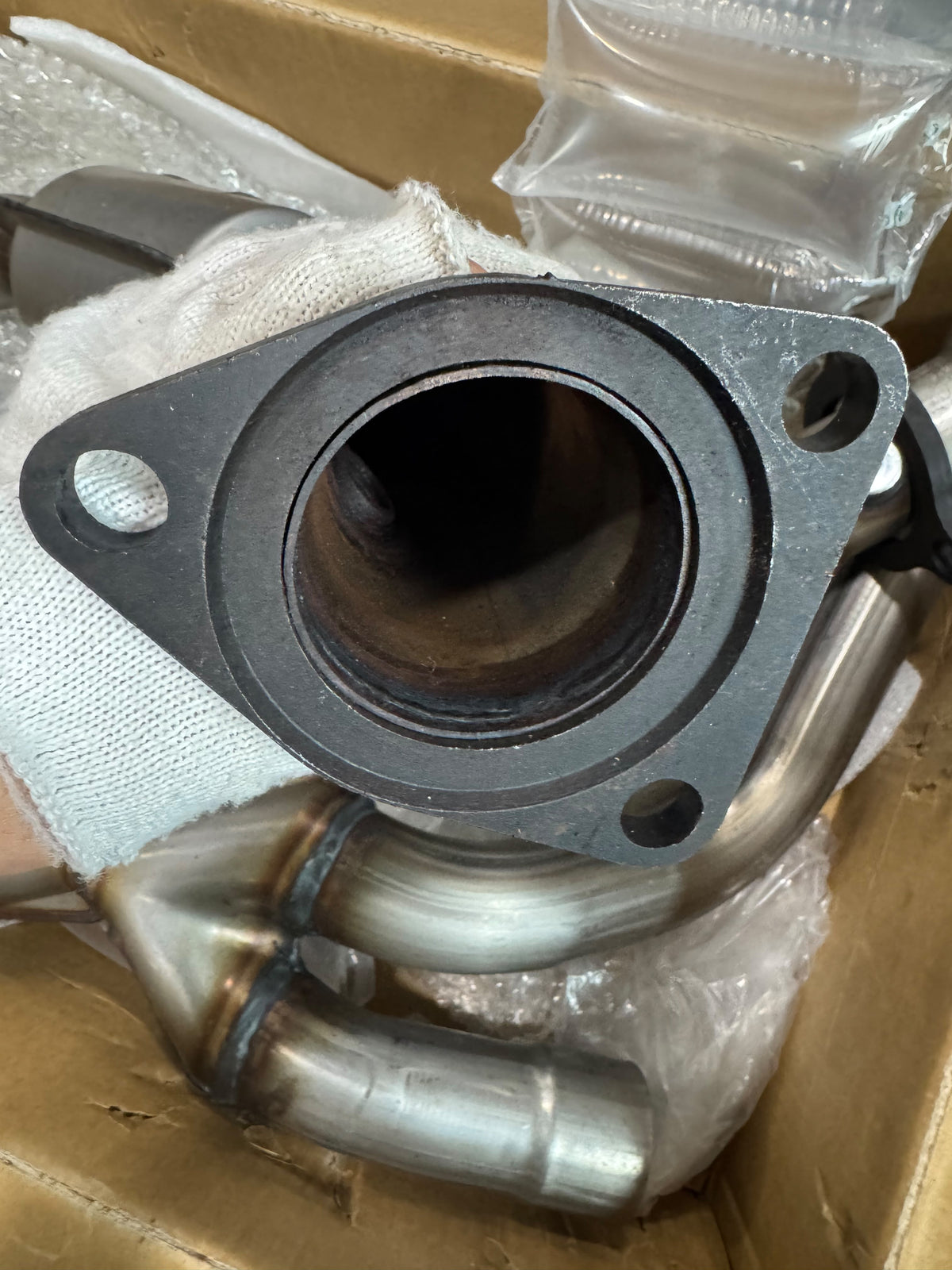 2009 2010 2011 2012 2013 Chevy Silverado 1500 Avalanche & 2009 2010 2011 2012 2013 2014 Chevrolet Suburban 1500 Tahoe GMC Yukon & 2010 2011 2012 2013 GMC Sierra 1500 Cadillac Escalade Hybrid Catalytic Converter (25% OFF Final Checkout)