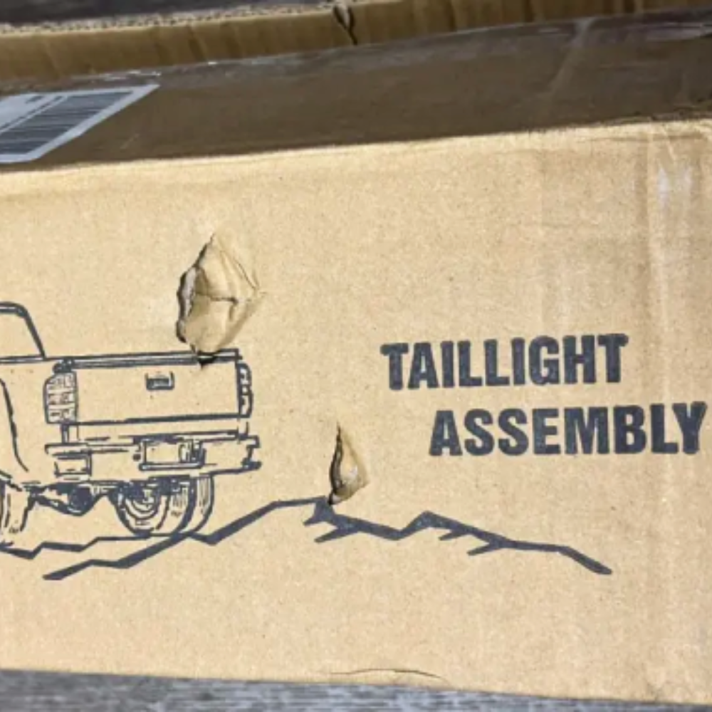 Taillight Assembly 2007 2008 2009 2010 2011 2012 2013 2014 Chevy Silverado 1500 2500HD 3500HD 2007 2008 2009 2010 2011 2012 2013 GMC Sierra 3500HD Tail light Assembly Rear Lamp w/Bulbs and Harness Driver Side (25% OFF Final Checkout)